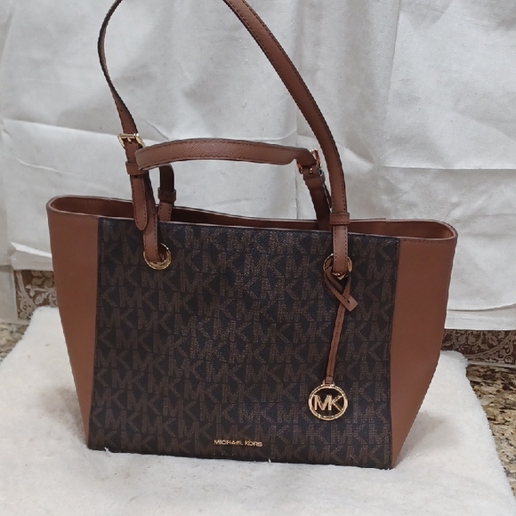 Michael Kors Signature Brown Tote Bag - Picture 1 of 1